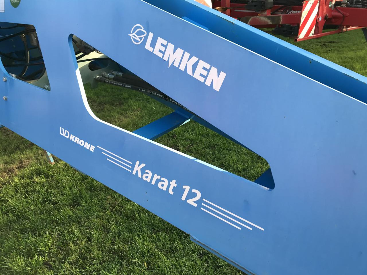 Lemken Karat 12/700 KUA - Kultivators: foto 1 Lemken Karat 12/700 KUA - Kultivators: foto 1