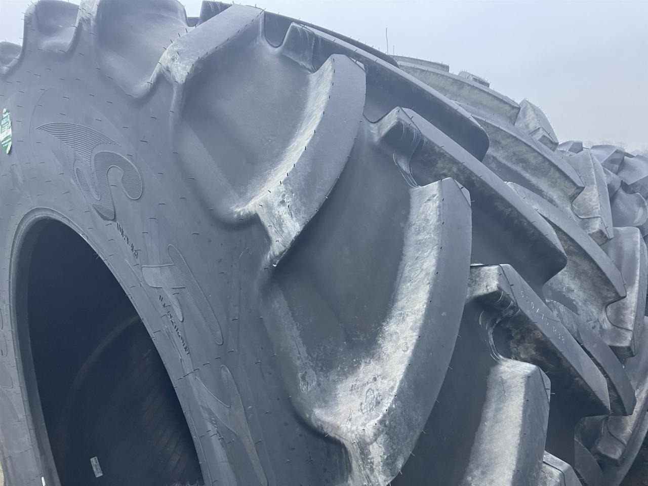 Mitas 650/75R38 - Riepa - Lauksaimniecības tehnika: foto 4 Mitas 650/75R38 - Riepa - Lauksaimniecības tehnika: foto 4