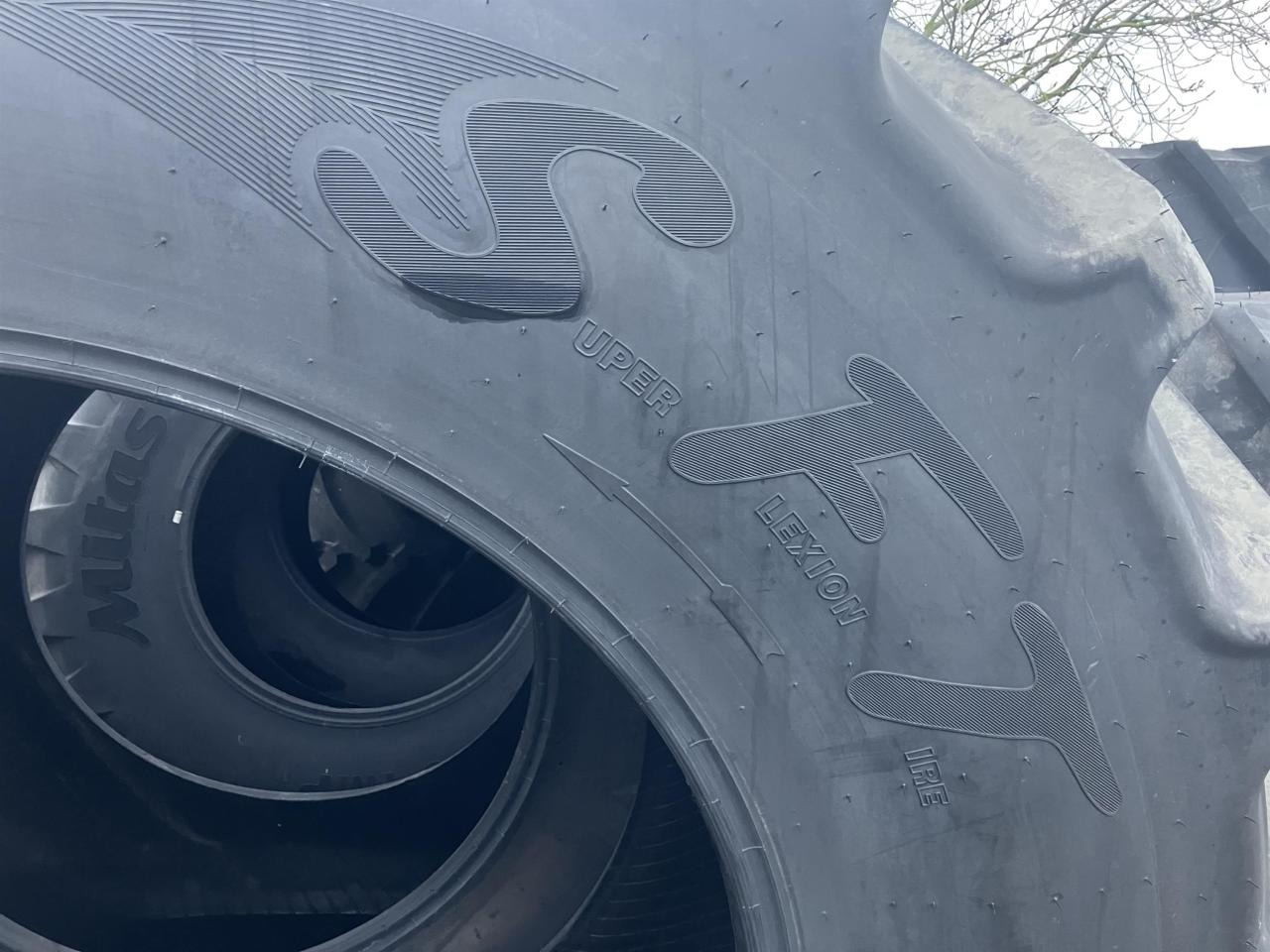 Mitas 650/75R38 - Riepa - Lauksaimniecības tehnika: foto 2 Mitas 650/75R38 - Riepa - Lauksaimniecības tehnika: foto 2