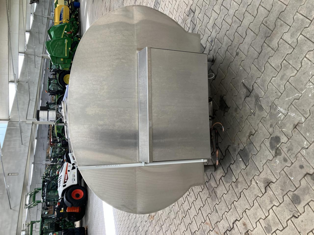 Müller O-700, ca. 3.000 Ltr. - Slaukšanas tehnika: foto 1 Müller O-700, ca. 3.000 Ltr. - Slaukšanas tehnika: foto 1