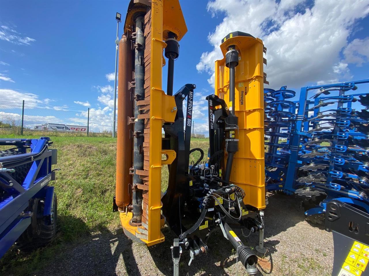 Müthing MU-PRO/F 860 Vario - Pļaujmašīna-smalcinātājs: foto 5 Müthing MU-PRO/F 860 Vario - Pļaujmašīna-smalcinātājs: foto 5