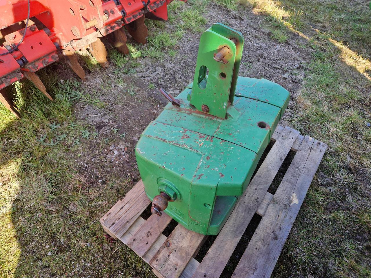 John Deere 900 kg - Papildaprīkojums: foto 3 John Deere 900 kg - Papildaprīkojums: foto 3