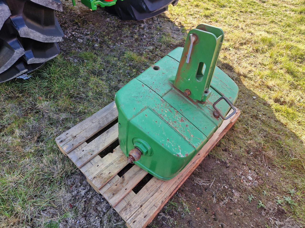John Deere 900 kg - Papildaprīkojums: foto 1 John Deere 900 kg - Papildaprīkojums: foto 1