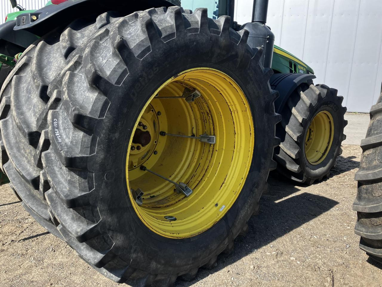 Petlas 520/85R46 - Riepa - Lauksaimniecības tehnika: foto 1 Petlas 520/85R46 - Riepa - Lauksaimniecības tehnika: foto 1
