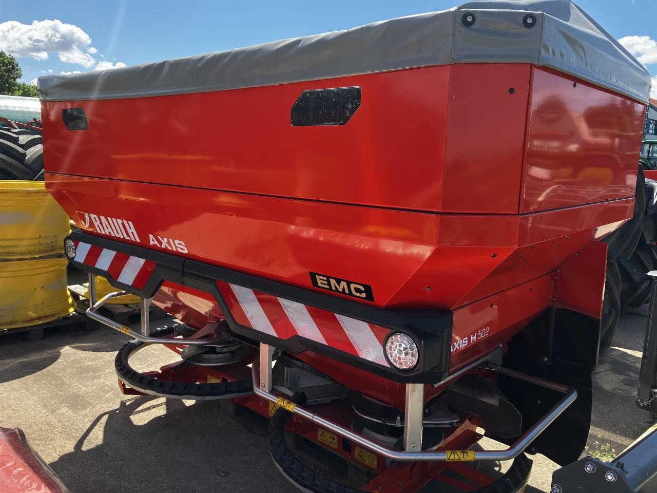 Rauch Axis H 50.2 EMC + W - Minerālmēslu izkliedētājs: foto 2 Rauch Axis H 50.2 EMC + W - Minerālmēslu izkliedētājs: foto 2