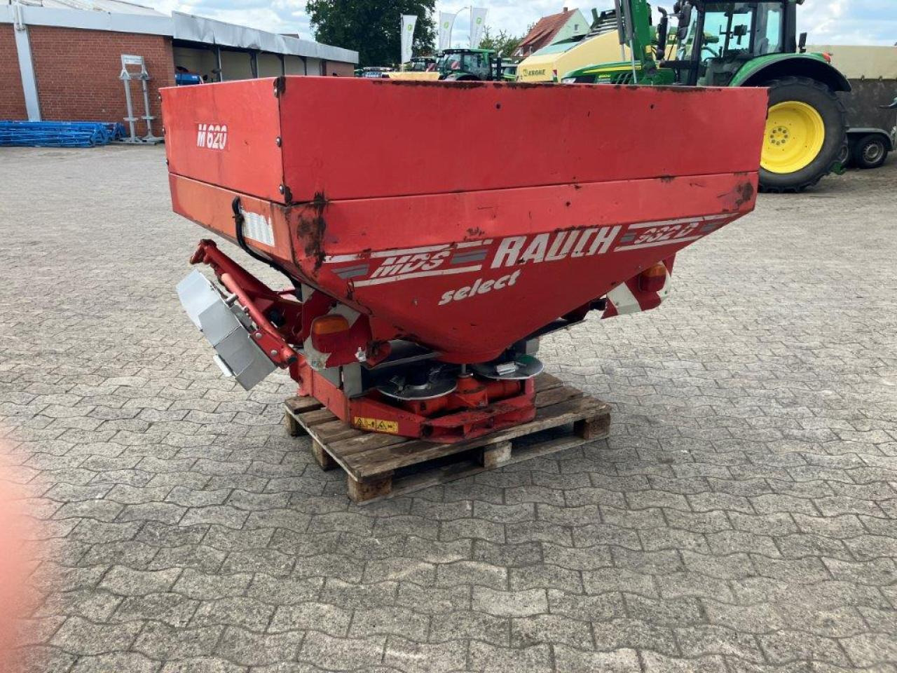 Rauch MDS 932 - Minerālmēslu izkliedētājs: foto 4 Rauch MDS 932 - Minerālmēslu izkliedētājs: foto 4