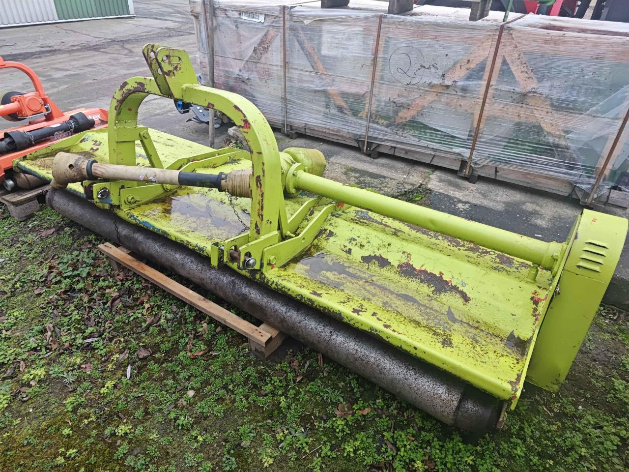 SEPPI M. Front und Heckmulcher 2700mm - Pļaujmašīna-smalcinātājs: foto 2 SEPPI M. Front und Heckmulcher 2700mm - Pļaujmašīna-smalcinātājs: foto 2