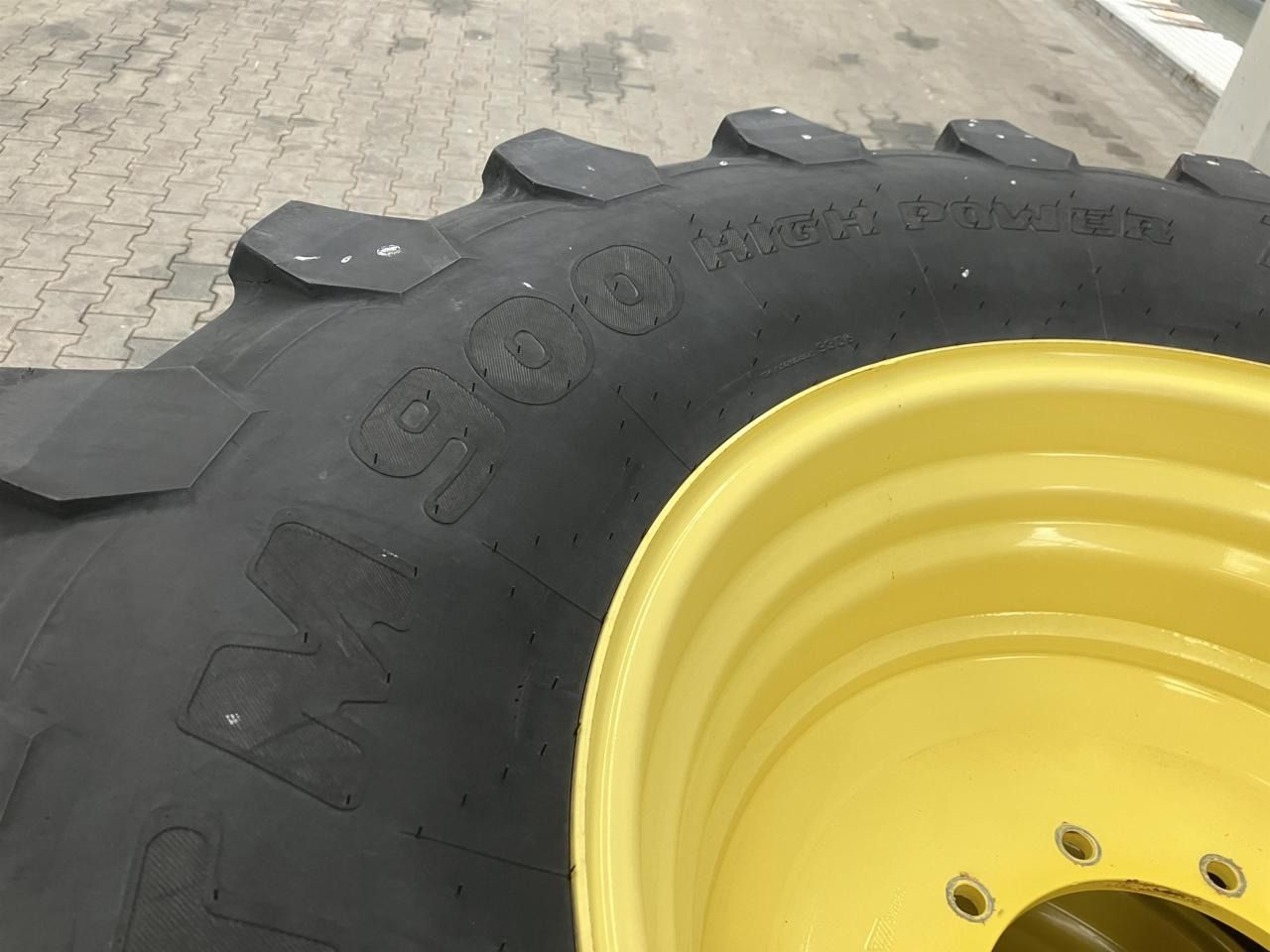 Trelleborg 600/70R30 - Riepa - Lauksaimniecības tehnika: foto 5 Trelleborg 600/70R30 - Riepa - Lauksaimniecības tehnika: foto 5