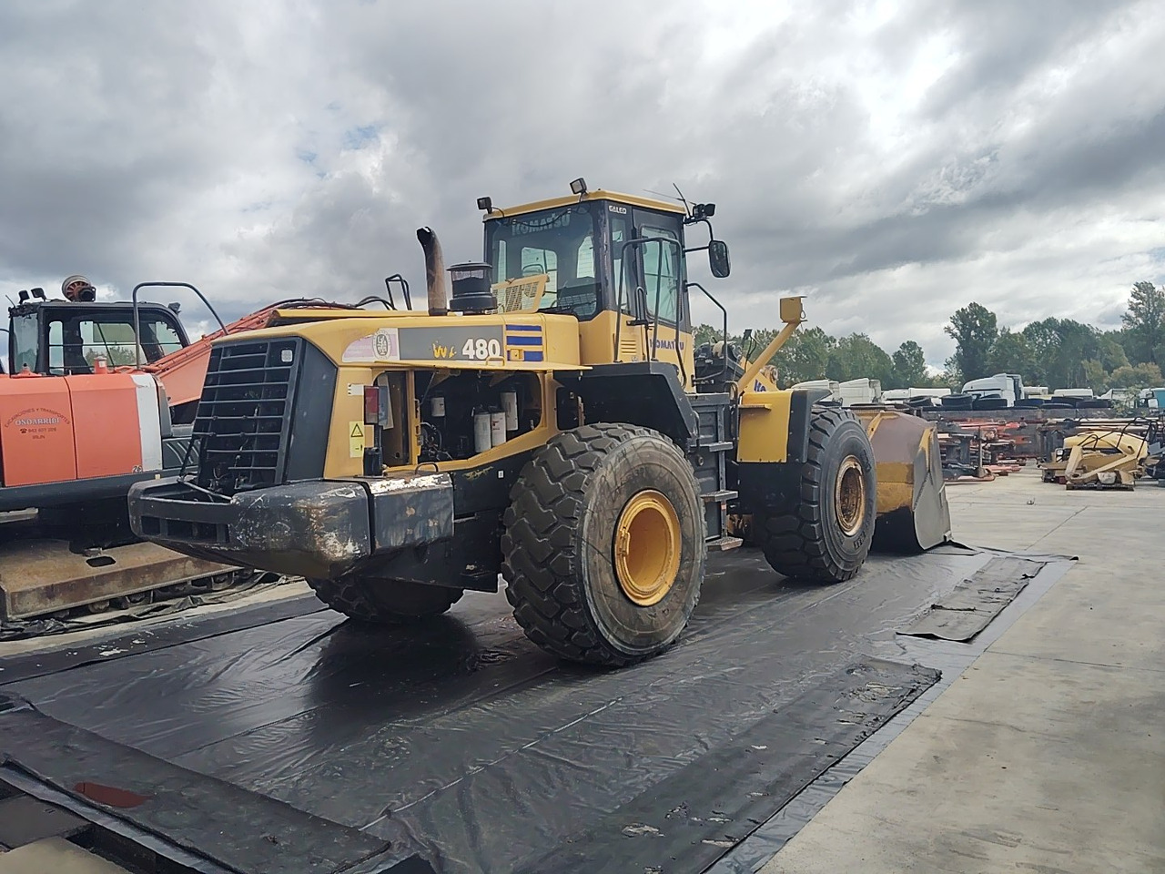 KOMATSU WA480-5H - Riteņu iekrāvējs: foto 4 KOMATSU WA480-5H - Riteņu iekrāvējs: foto 4