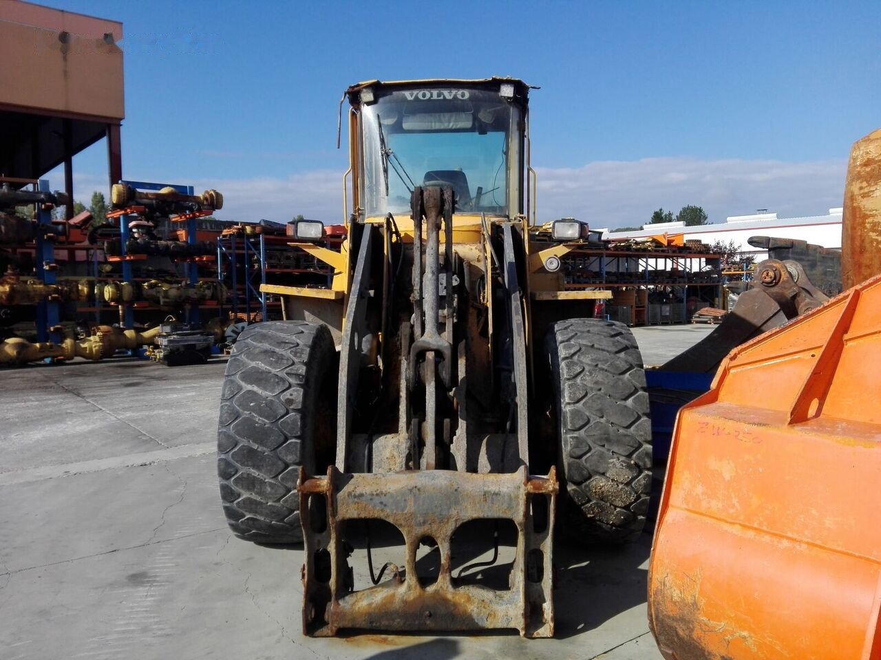 Volvo L90D - Riteņu iekrāvējs: foto 3 Volvo L90D - Riteņu iekrāvējs: foto 3