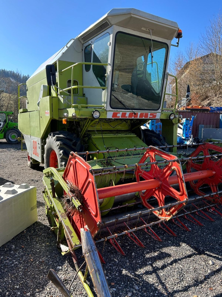 Claas Dominator 96 Mähdrescher - Labības kombains: foto 5 Claas Dominator 96 Mähdrescher - Labības kombains: foto 5