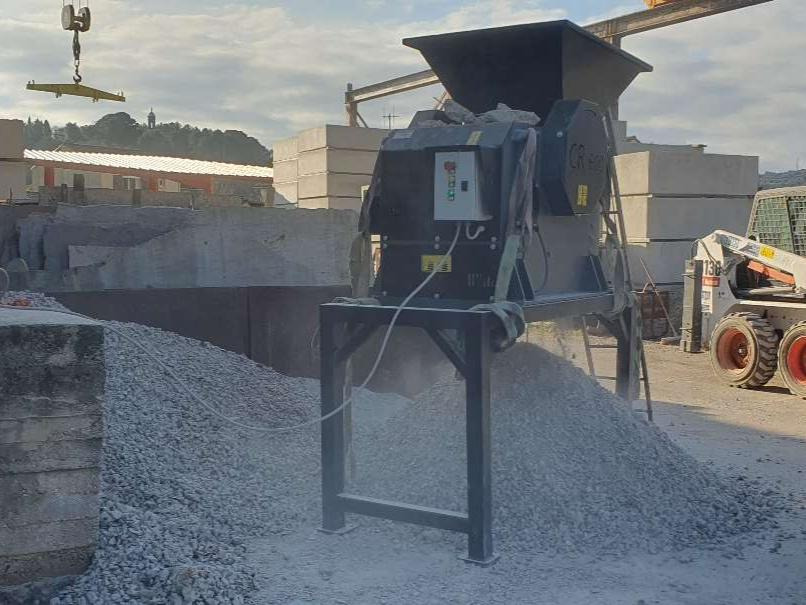 CM Crusher CR 600 Electric jaw crusher - Mobilais drupinātājs: foto 1 CM Crusher CR 600 Electric jaw crusher - Mobilais drupinātājs: foto 1