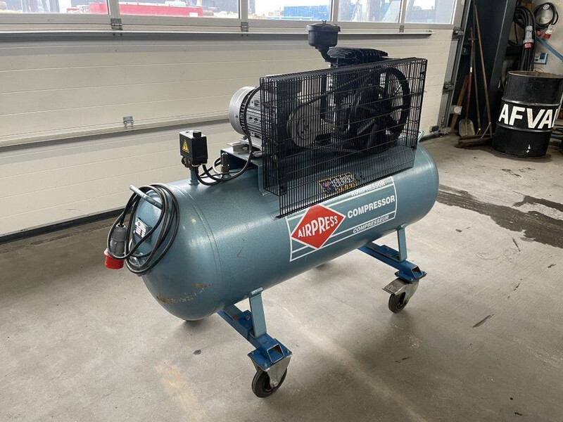 Airpress K300/600 Elektrische Zuigercompressor 3 kW 400 L / min 10 Bar - Gaisa kompresors: foto 5 Airpress K300/600 Elektrische Zuigercompressor 3 kW 400 L / min 10 Bar - Gaisa kompresors: foto 5