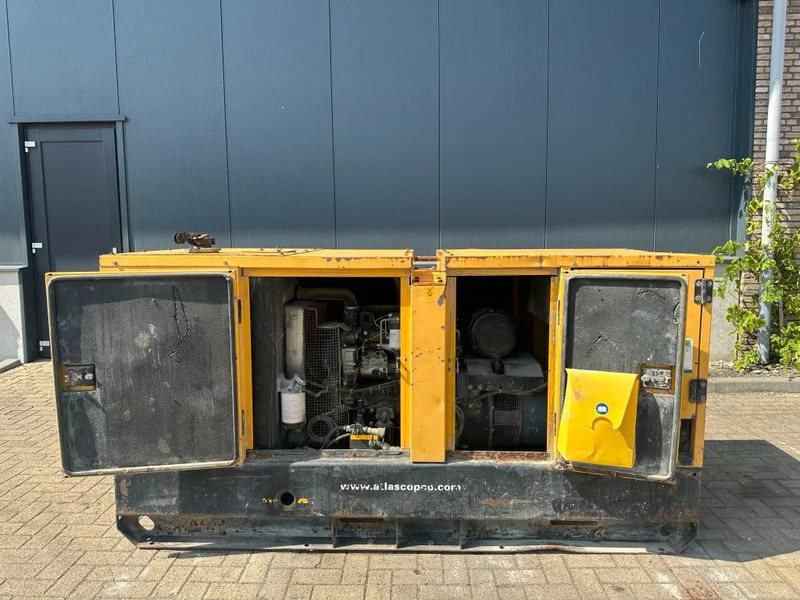 Atlas-Copco QAS 48 Perkins Mecc Alte Spa 60 kVA Silent generatorset - Elektroģenerators: foto 2 Atlas-Copco QAS 48 Perkins Mecc Alte Spa 60 kVA Silent generatorset - Elektroģenerators: foto 2