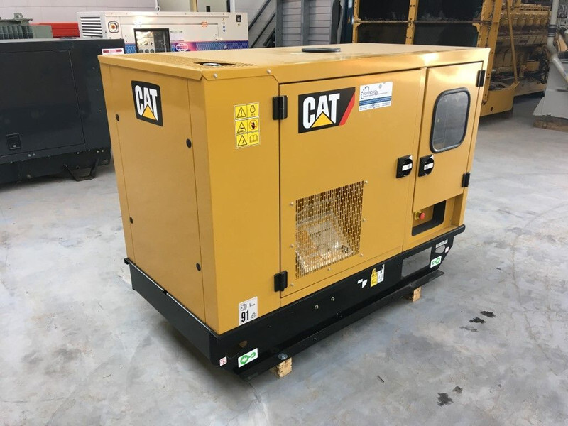 Caterpillar C2.2 22 kVA Silent generatorset New - Elektroģenerators: foto 1 Caterpillar C2.2 22 kVA Silent generatorset New - Elektroģenerators: foto 1