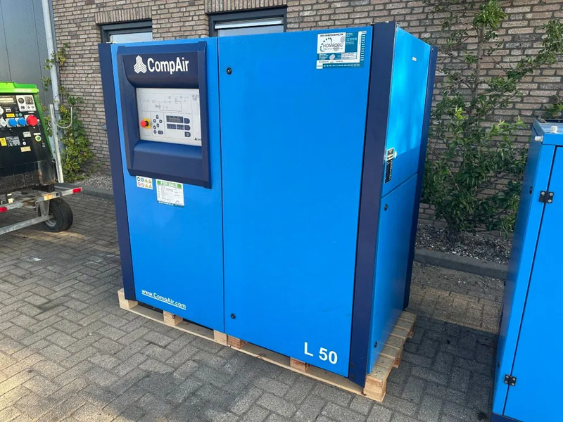 Compair L50 - 10A 45 kW 7.55 m3 / min 10 Bar Elektrische Schroefcompressor - Gaisa kompresors: foto 4 Compair L50 - 10A 45 kW 7.55 m3 / min 10 Bar Elektrische Schroefcompressor - Gaisa kompresors: foto 4