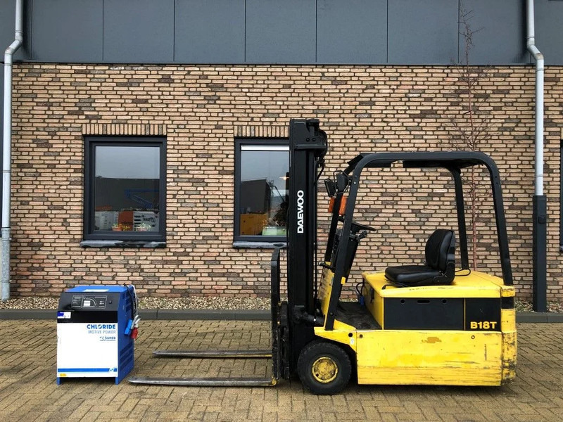 Daewoo B18T 1.8 ton Elektra Sideshift Heftruck - Elektroiekrāvējs: foto 1 Daewoo B18T 1.8 ton Elektra Sideshift Heftruck - Elektroiekrāvējs: foto 1
