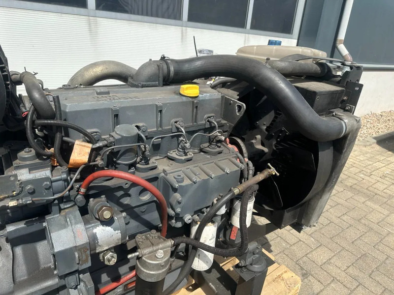 Deutz BF4M 1013 Diesel Engine 4 cylinder 102 kW / 137 HP - Dzinējs - Iekraušanas tehnika: foto 5 Deutz BF4M 1013 Diesel Engine 4 cylinder 102 kW / 137 HP - Dzinējs - Iekraušanas tehnika: foto 5