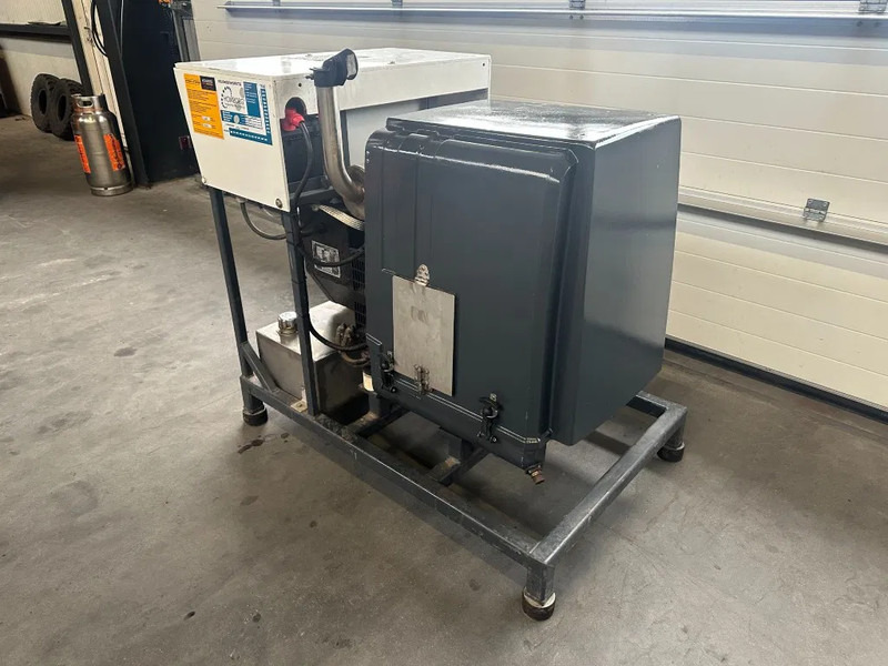 Elektroģenerators Deutz F2L 1011 Stamford 11 kVA generatorset: foto 13 Elektroģenerators Deutz F2L 1011 Stamford 11 kVA generatorset: foto 13