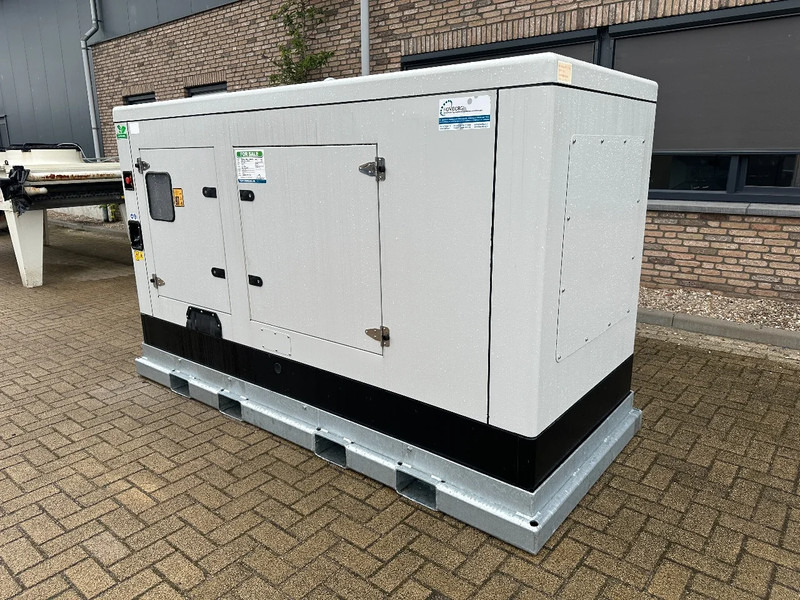 Himoinsa HFW 120 Iveco FPT Stamford 120 kVA Silent Rental generatorset New! - Elektroģenerators: foto 4 Himoinsa HFW 120 Iveco FPT Stamford 120 kVA Silent Rental generatorset New! - Elektroģenerators: foto 4