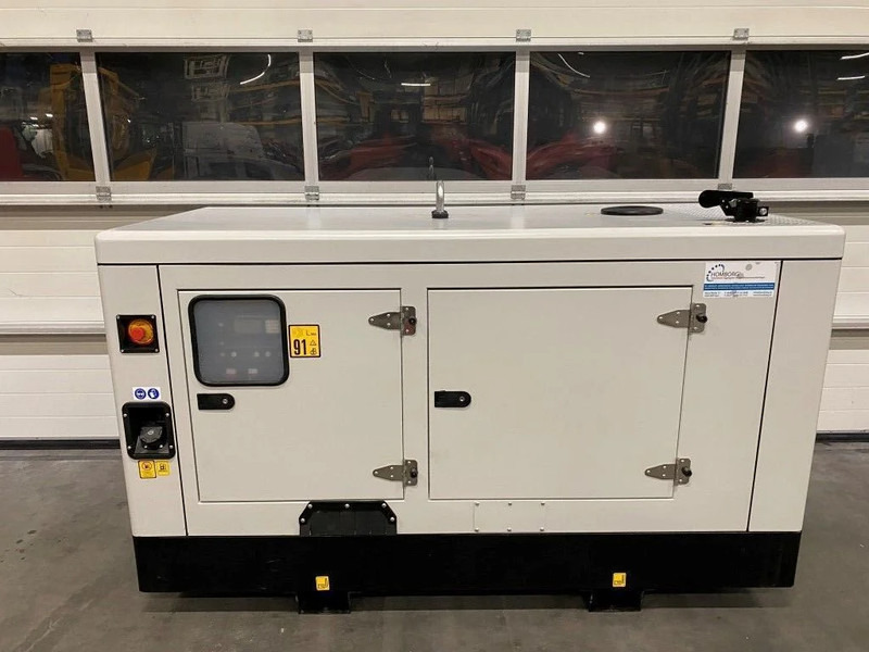 Himoinsa HYW-17 Yanmar Stamford 19 kVA Supersilent Stage 5 Generatorset Nieuw ! - Elektroģenerators: foto 3 Himoinsa HYW-17 Yanmar Stamford 19 kVA Supersilent Stage 5 Generatorset Nieuw ! - Elektroģenerators: foto 3