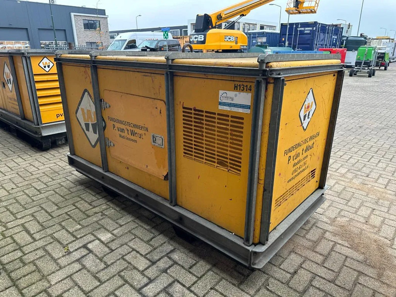 Himoinsa Iveco Stamford 40 kVA Silent generatorset - Elektroģenerators: foto 5 Himoinsa Iveco Stamford 40 kVA Silent generatorset - Elektroģenerators: foto 5