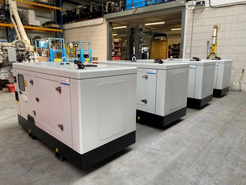 Himoinsa Yanmar Stamford 45 kVA Supersilent generatorset Nieuw ! - Elektroģenerators: foto 3 Himoinsa Yanmar Stamford 45 kVA Supersilent generatorset Nieuw ! - Elektroģenerators: foto 3