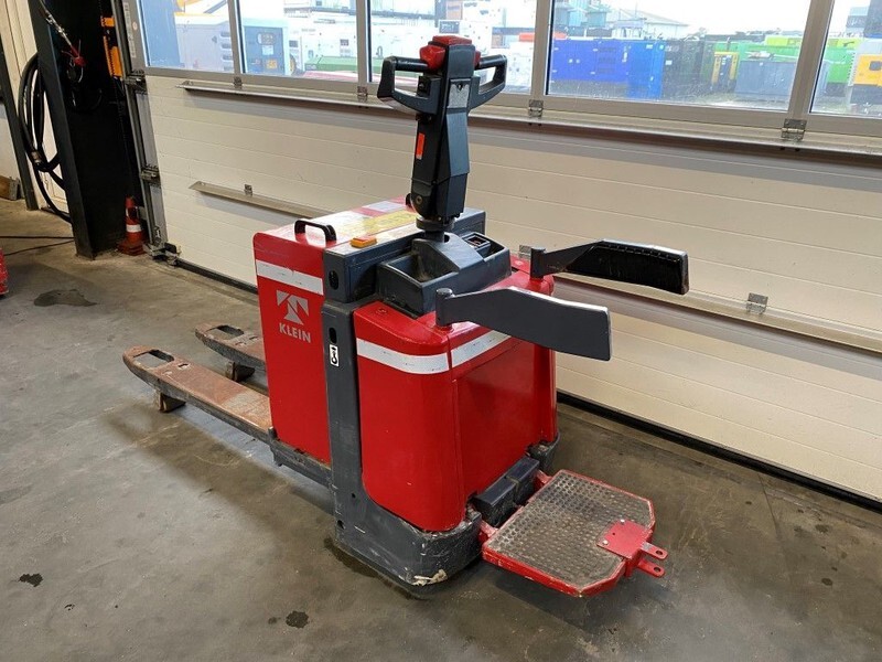 Jungheinrich ERE 20 2 ton Elektrische Pallet truck meerijder - Rokas palešu ratiņi: foto 5 Jungheinrich ERE 20 2 ton Elektrische Pallet truck meerijder - Rokas palešu ratiņi: foto 5