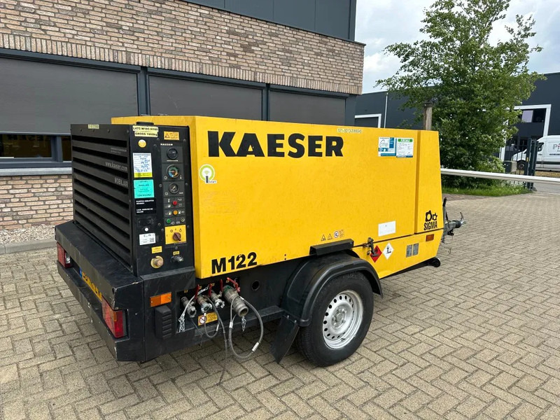 Kaeser M122 Deutz 11.1 m3 / min 7 Bar 83 kW Mobiele Diesel Compressor - Gaisa kompresors: foto 2 Kaeser M122 Deutz 11.1 m3 / min 7 Bar 83 kW Mobiele Diesel Compressor - Gaisa kompresors: foto 2