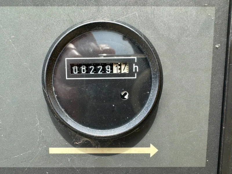 Kaeser M122 Deutz 11.1 m3 / min 7 Bar 83 kW Mobiele Diesel Compressor - Gaisa kompresors: foto 5 Kaeser M122 Deutz 11.1 m3 / min 7 Bar 83 kW Mobiele Diesel Compressor - Gaisa kompresors: foto 5
