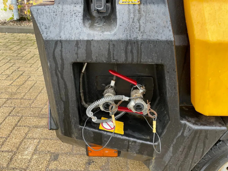 Gaisa kompresors Kaeser M27 Kubota 2,7 m3 / min 7 Bar 18 kW Mobiele Silent Diesel Compressor: foto 13
