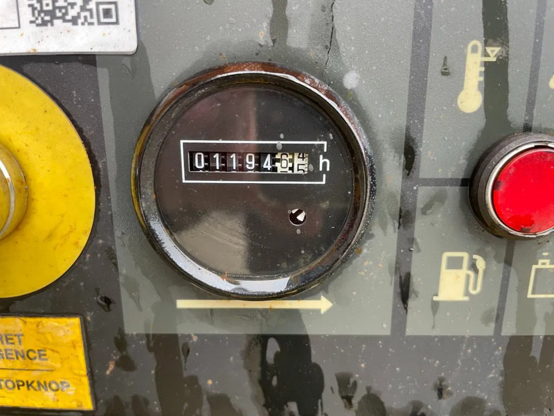 Gaisa kompresors Kaeser M27 Kubota 2,7 m3 / min 7 Bar 18 kW Mobiele Silent Diesel Compressor: foto 5