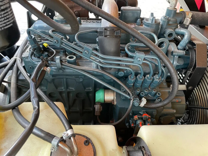 Gaisa kompresors Kaeser M43 Kubota 4,3 m3 / min 7 Bar 30 kW Mobielel Compressor: foto 10