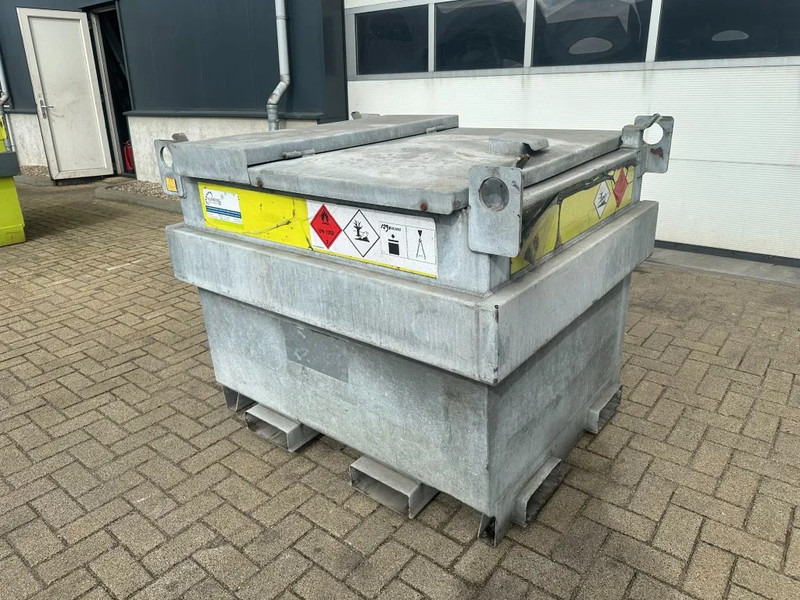 Kiwa IBC Steenbergen 750 liter Dieseltank met Handpomp Milieutank Gegalvaniseerd - Uzglabāšanas tvertne: foto 4 Kiwa IBC Steenbergen 750 liter Dieseltank met Handpomp Milieutank Gegalvaniseerd - Uzglabāšanas tvertne: foto 4