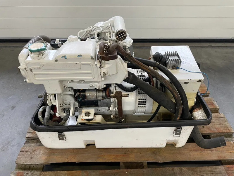 Elektroģenerators Kubota D600 - 8 kVA Marine generatorset: foto 8