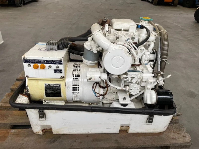 Elektroģenerators Kubota D600 - 8 kVA Marine generatorset: foto 7