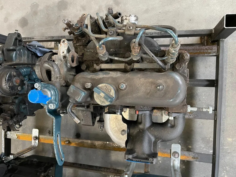 Kubota D722 dieselmotor 3 cilinder 18 PK (6 stuks!) - Dzinējs - Iekraušanas tehnika: foto 4 Kubota D722 dieselmotor 3 cilinder 18 PK (6 stuks!) - Dzinējs - Iekraušanas tehnika: foto 4