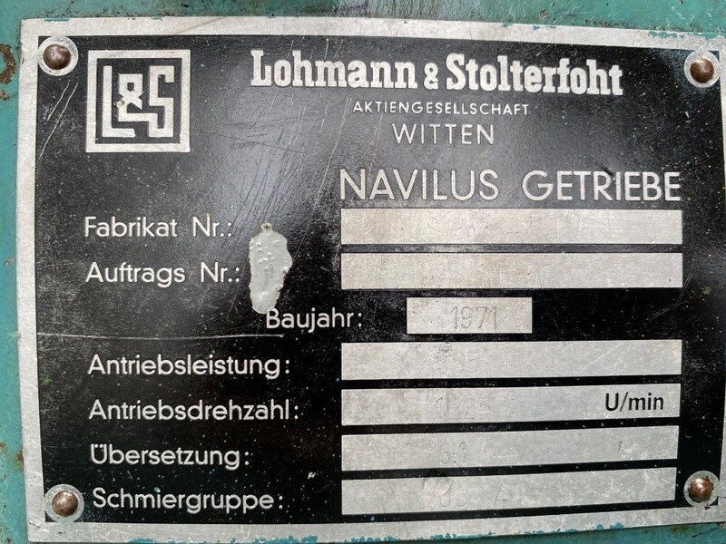 Lohmann & Stolterfoht GUS 355 A Gearbox 565 PK Ratio 3 : 1 Marine Keerkoppeling - Dzinējs: foto 4 Lohmann & Stolterfoht GUS 355 A Gearbox 565 PK Ratio 3 : 1 Marine Keerkoppeling - Dzinējs: foto 4