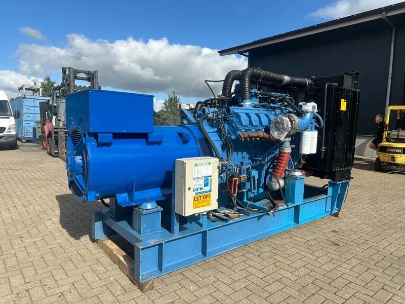 MTU 12V 2000 Marelli 750 kVA generatorset - Elektroģenerators: foto 4 MTU 12V 2000 Marelli 750 kVA generatorset - Elektroģenerators: foto 4