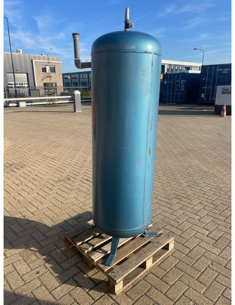 OME 350L verticale luchtketel, 15 Bar - Gaisa kompresors: foto 4 OME 350L verticale luchtketel, 15 Bar - Gaisa kompresors: foto 4