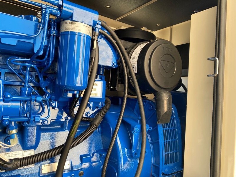 Perkins 1104A-44T FG Wilson 88 kVA Supersilent generatorset New ! - Elektroģenerators: foto 5 Perkins 1104A-44T FG Wilson 88 kVA Supersilent generatorset New ! - Elektroģenerators: foto 5