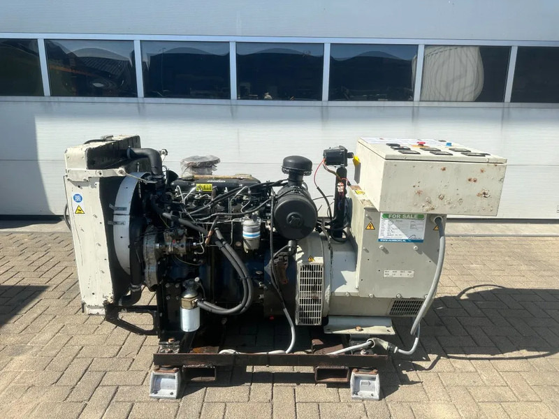 Perkins T4.236 Stamford 60 kVA generatorset 645 hours ! - Elektroģenerators: foto 1 Perkins T4.236 Stamford 60 kVA generatorset 645 hours ! - Elektroģenerators: foto 1