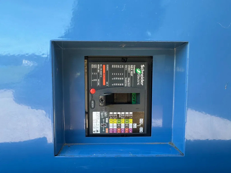 Elektroģenerators SDMO J110K John Deere 110 kVa silent noodstroom generatorset as New ! 40 hours !: foto 13