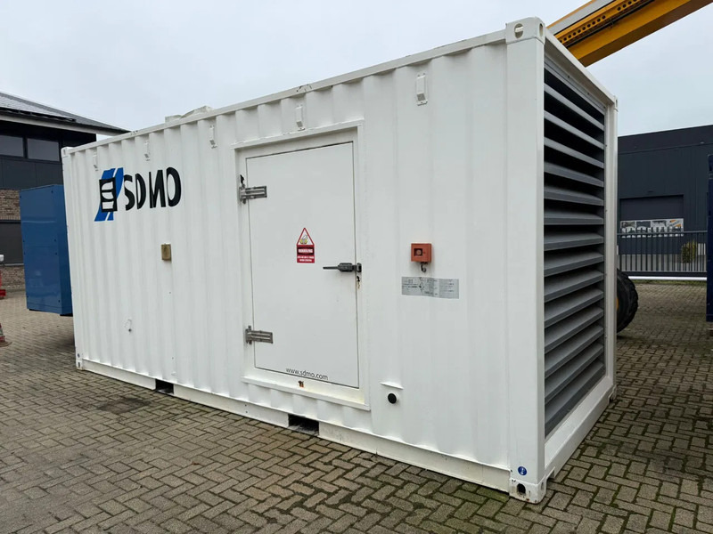 SDMO MTU 12V 2000 Leroy Somer 910 kVA Silent generatorset in 20 ft container - Elektroģenerators: foto 4 SDMO MTU 12V 2000 Leroy Somer 910 kVA Silent generatorset in 20 ft container - Elektroģenerators: foto 4