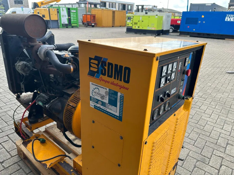 SDMO Yanmar Leroy Somer 50 kVA noodstroom generatorset 328 hours ! - Elektroģenerators: foto 3 SDMO Yanmar Leroy Somer 50 kVA noodstroom generatorset 328 hours ! - Elektroģenerators: foto 3