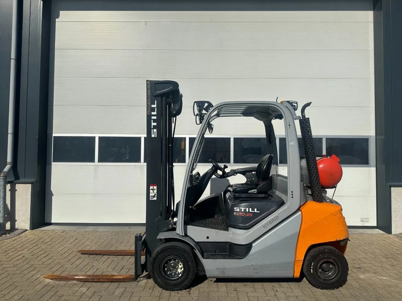Still RX70-25 T 2.5 ton Duplex Sideshift LPG Heftruck 2020 - Gāzes iekrāvējs: foto 1 Still RX70-25 T 2.5 ton Duplex Sideshift LPG Heftruck 2020 - Gāzes iekrāvējs: foto 1