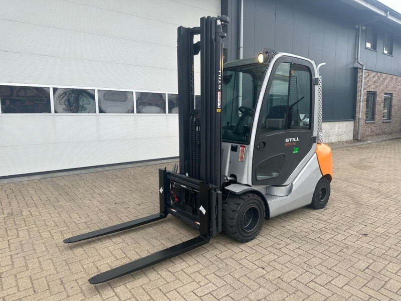 Still RX70-30T 3 ton Triplex Freelift Sideshift LPG Heftruck - Gāzes iekrāvējs: foto 2 Still RX70-30T 3 ton Triplex Freelift Sideshift LPG Heftruck - Gāzes iekrāvējs: foto 2