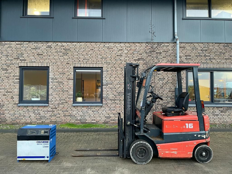 Toyota 1.6 ton FBMF16 Duplex Sideshift Elektra Heftruck - Elektroiekrāvējs: foto 1 Toyota 1.6 ton FBMF16 Duplex Sideshift Elektra Heftruck - Elektroiekrāvējs: foto 1