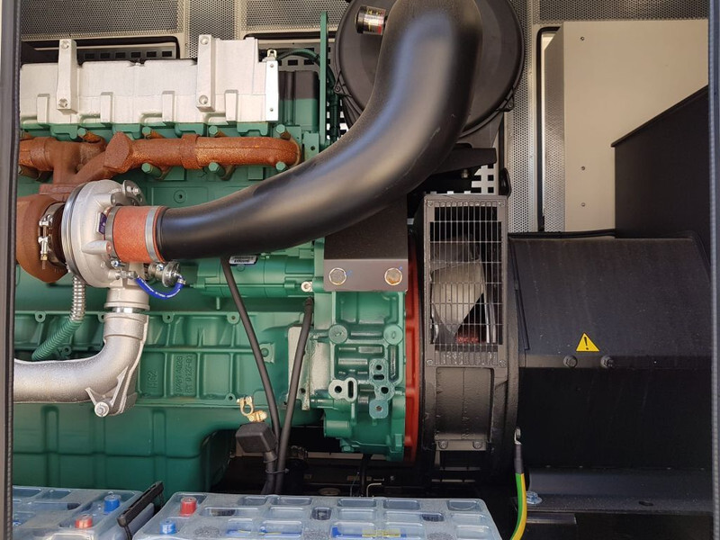 Jaunā Elektroģenerators Volvo 275 kVA TAD 734 GE Stamford Supersilent generatorset New !: foto 7