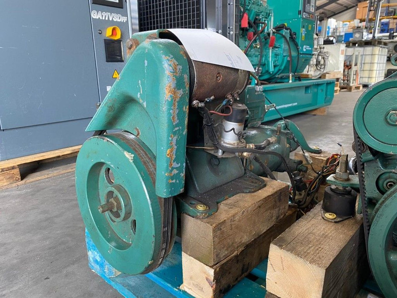 Dzinējs Volvo Penta C-10 Marine 10 PK Benzine motor met keerkoppeling: foto 7